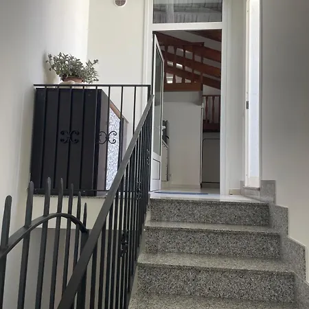 לינה וארוחת בוקר Sun Drop סורנטו