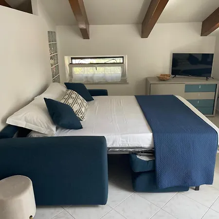 Sun Drop Oda ve Kahvaltı 4*